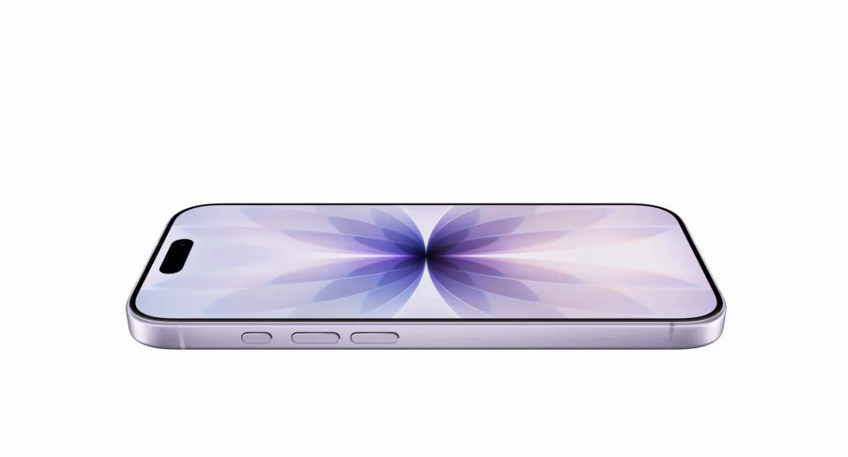 iPhone 17